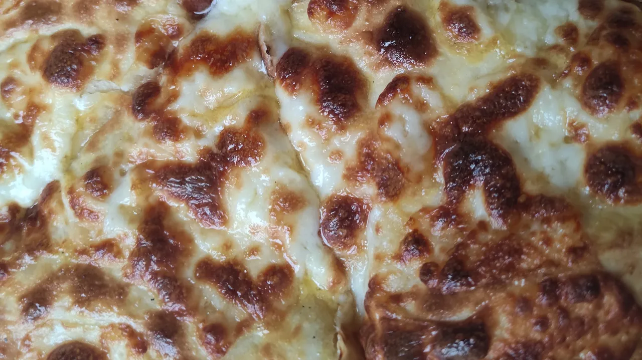 Georgian khachapuri with melted cheese