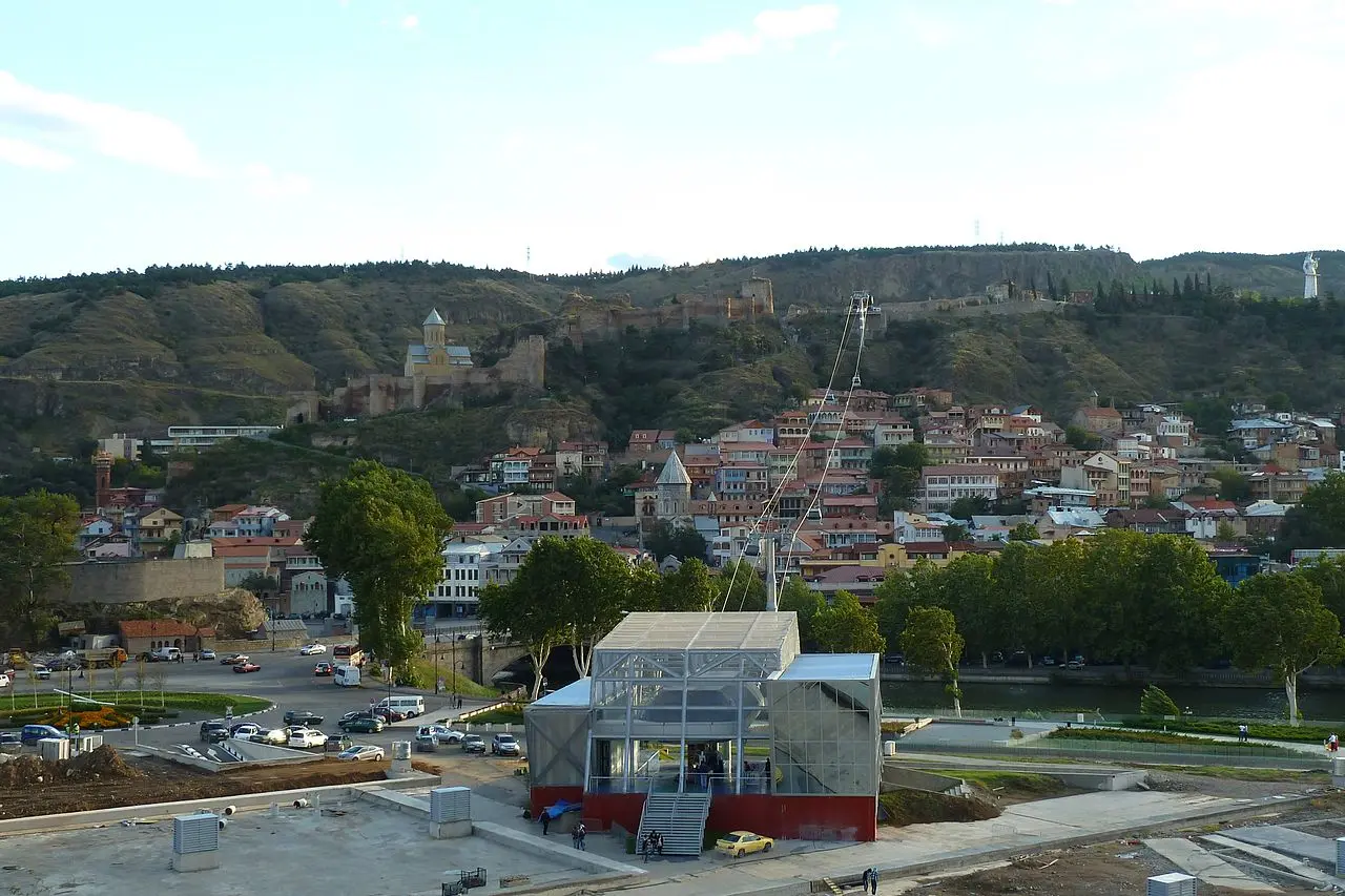 A cable-car cabin above Tbilisi on the way to Narikala